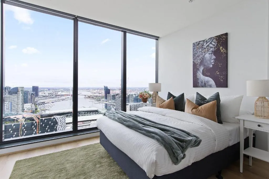 A Cozy 2BR Apt with Harbour Views FREE Parking
