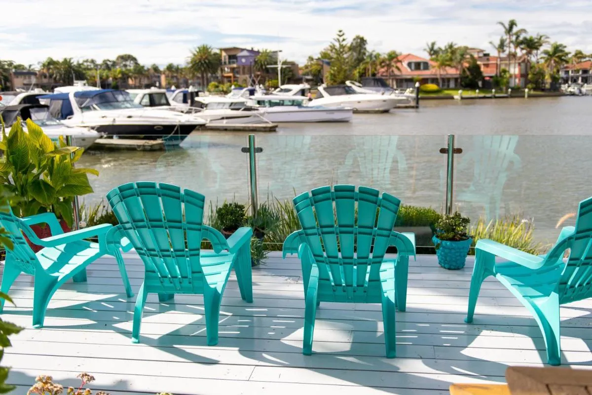 Absolute Waterfront Marina Views — 4