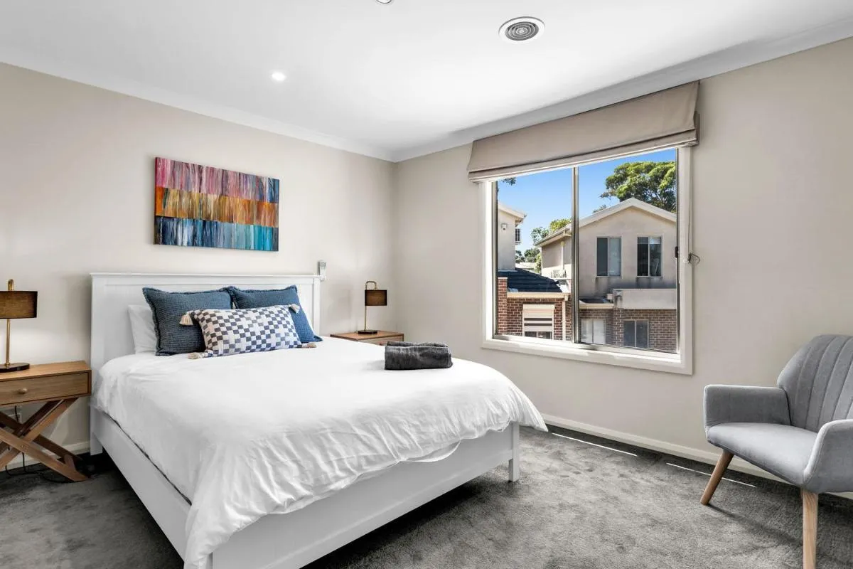 Airport West Stunner by Ready Set Stay — 4