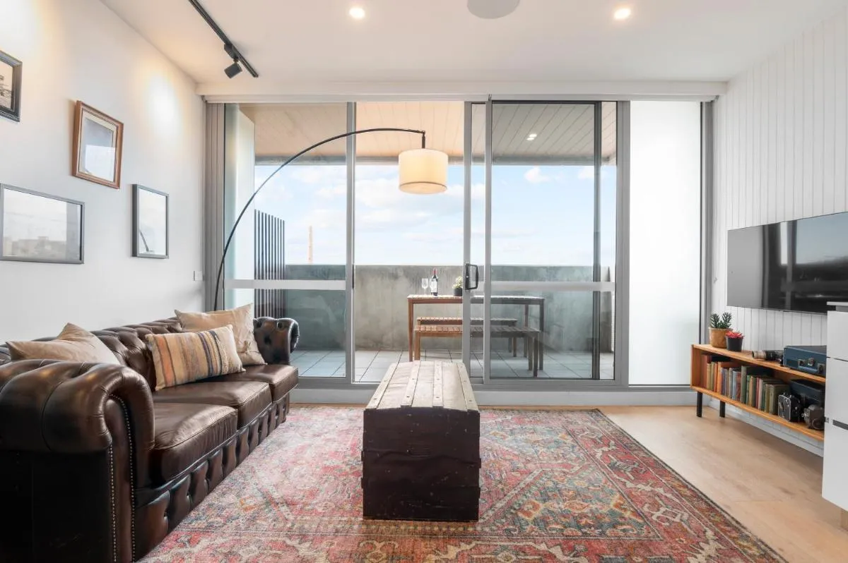 Artist Abode: Stay in a Home That’s Also a Gallery — 2