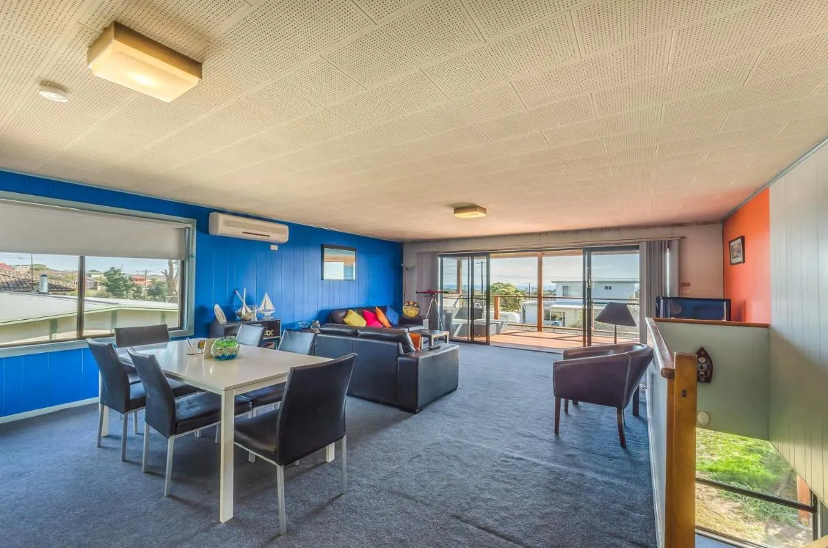 Bayviews — 4