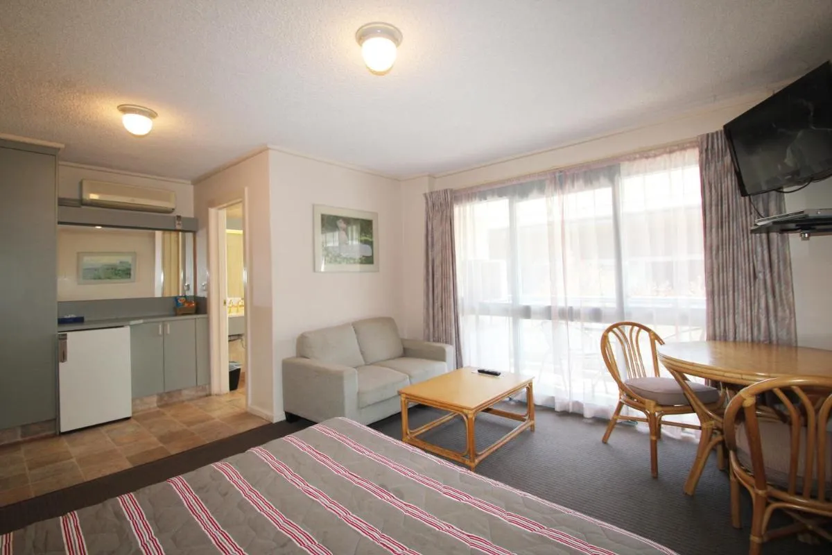 Beaumaris Bay Motel — 4