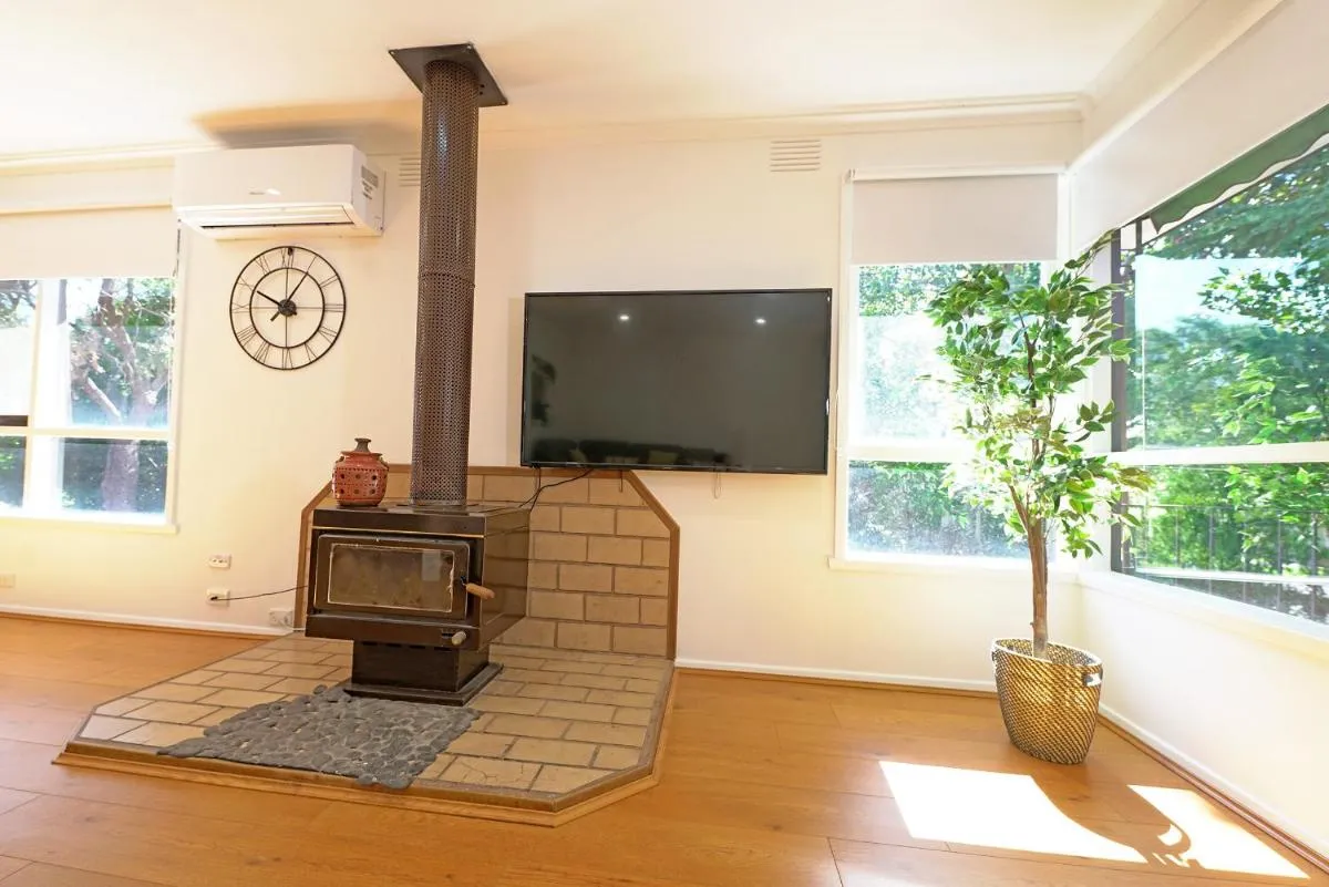 Best Location Entire House Staycation Parkland Surrounding — 5