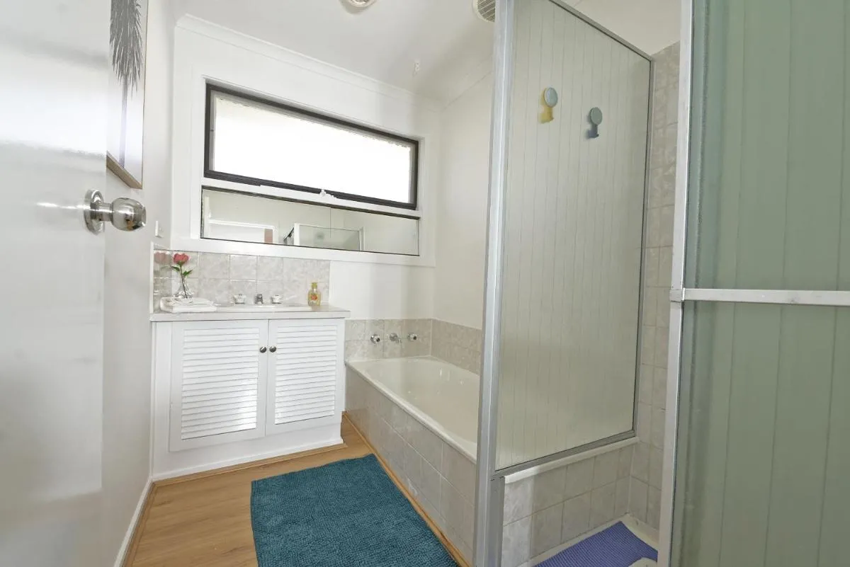 Best Location Entire House Staycation Parkland Surrounding — 3