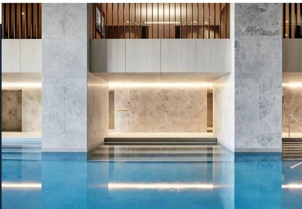 Best view luxury apartment — 3