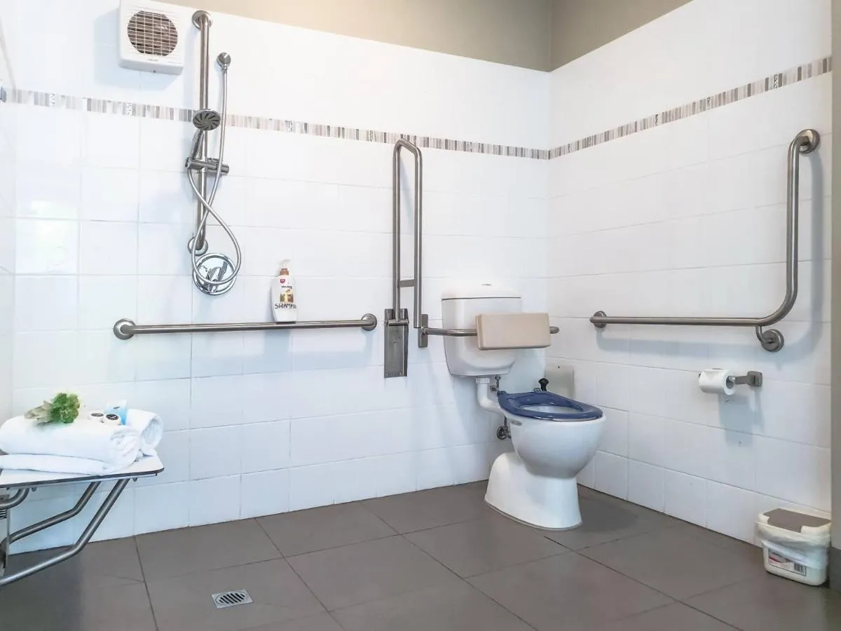 Birches Serviced Apartments — 3