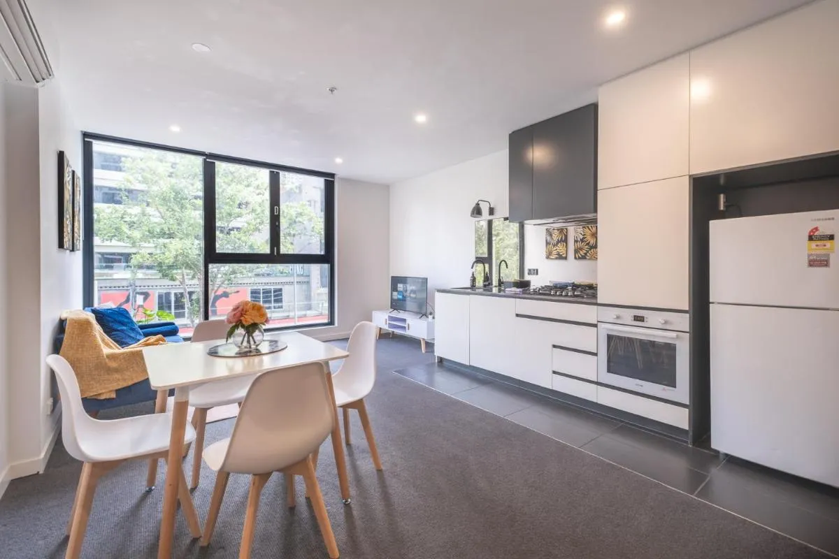 Bourke 2br1ba Apt Close To Chinatown Centre — 4