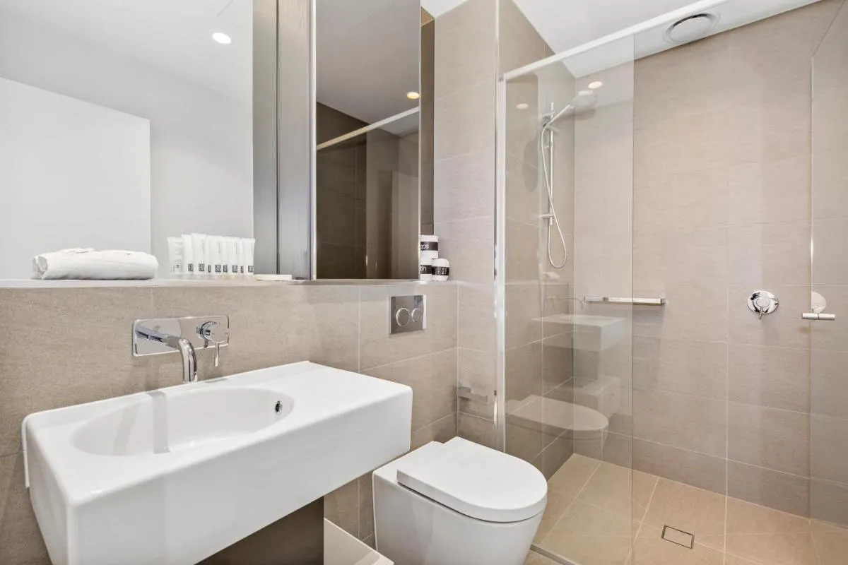 Brand New Apt Best CBD Area Lvl 59 w Views! — 3