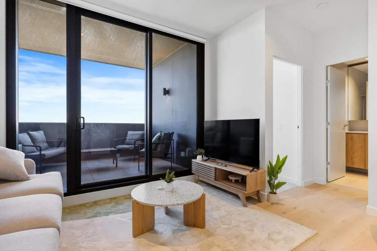 Brand New Apt with Stunning Views & WiFi — 5