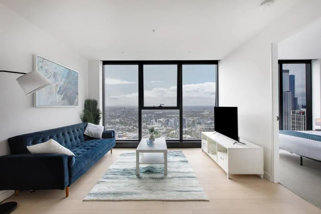 Breathtaking views – Spacious 2BR Ensuite in Heart of CBD