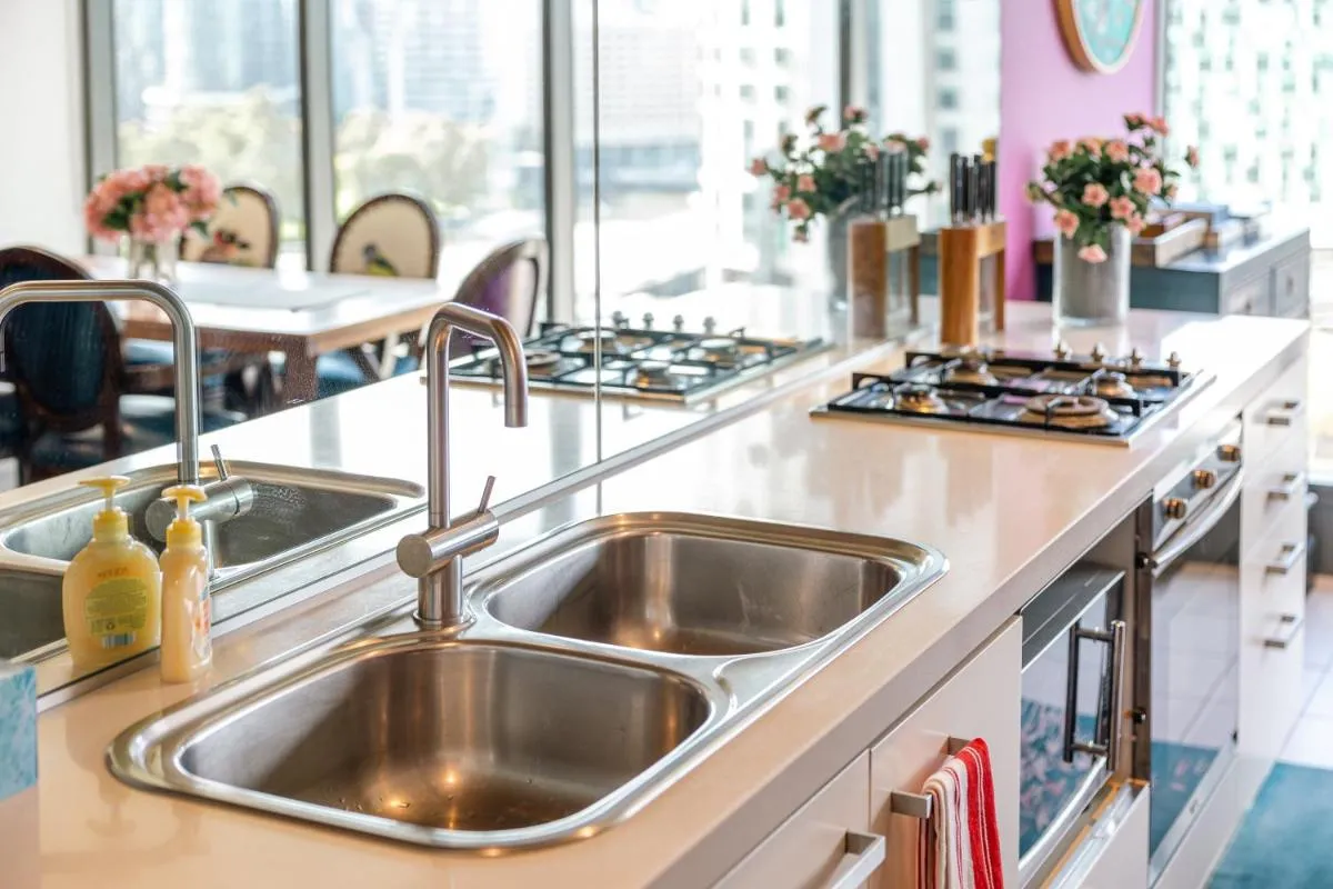 CBD 2BRM Apartment Yarra River Skyline View Free Parking — 3