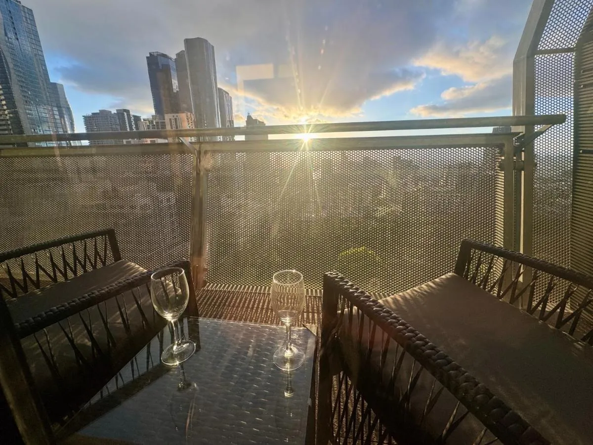 Central Park of Melbourne Apartments — 3