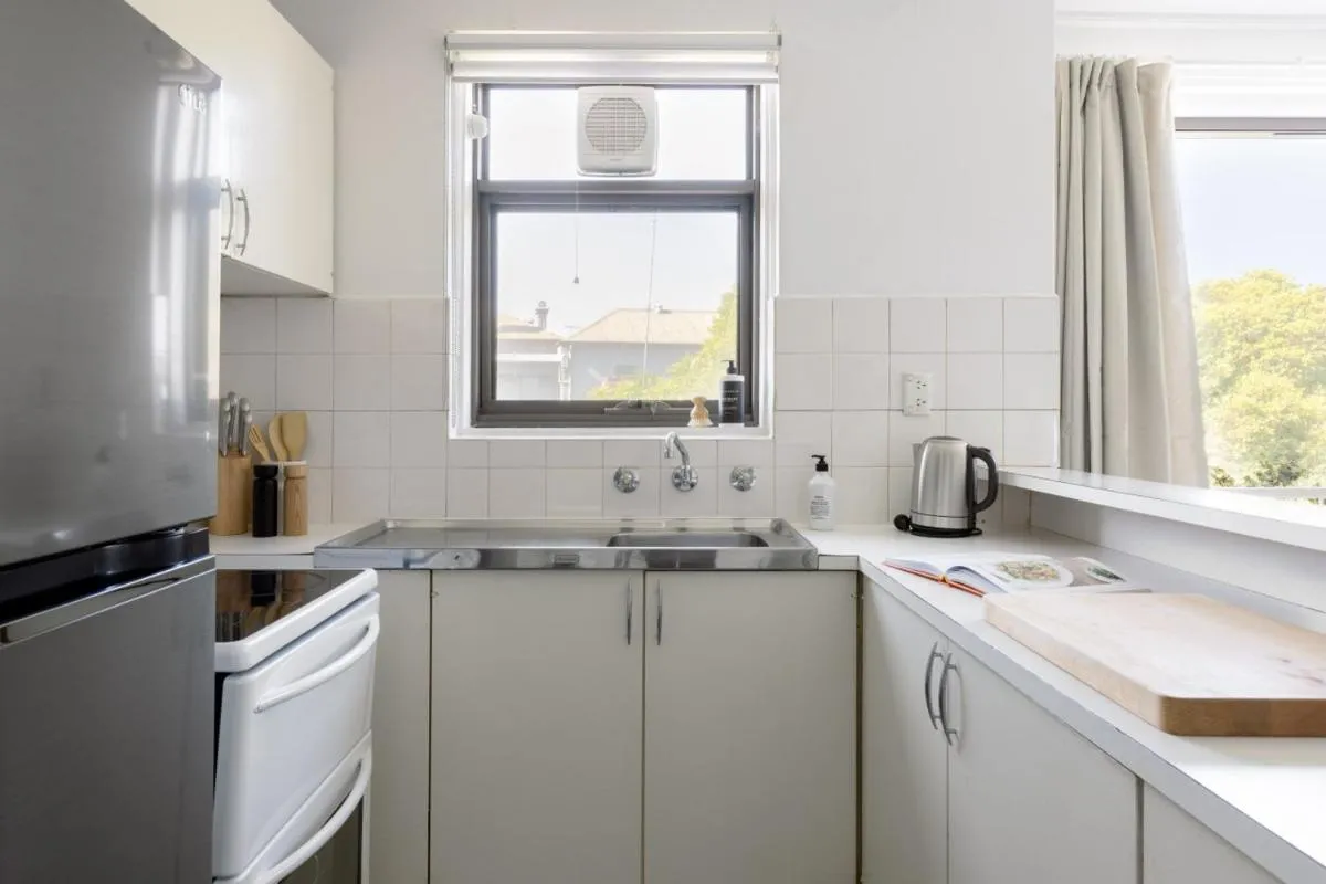 Charming 1 bed in Fitzroy North — 2