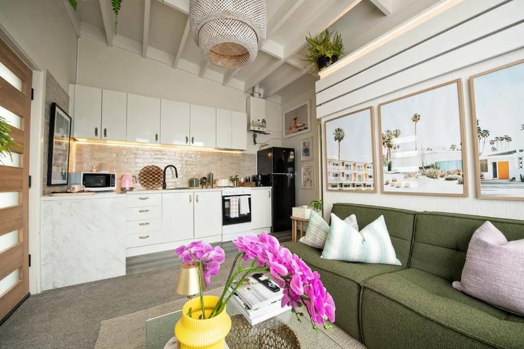 Charming Hideaway Apartment Near St Kilda — 3