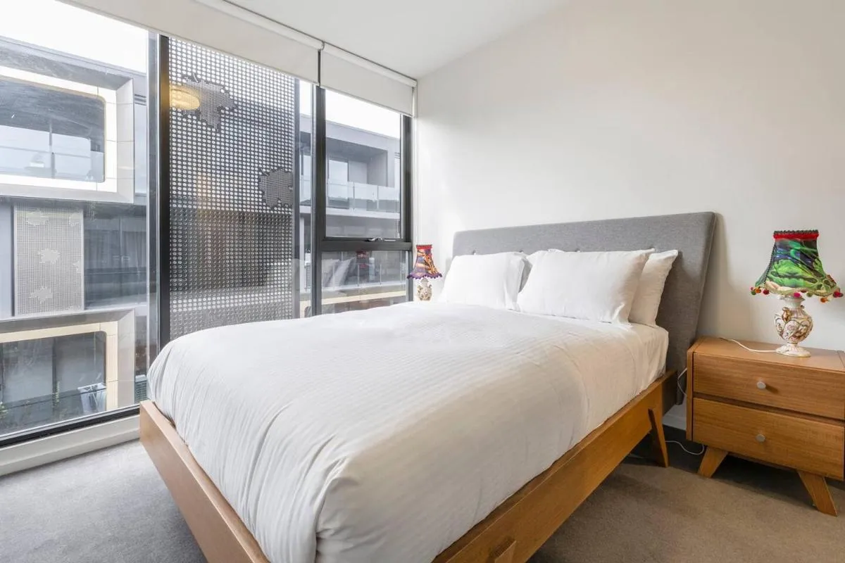 City-edge Living in Trendy North Melbourne — 2