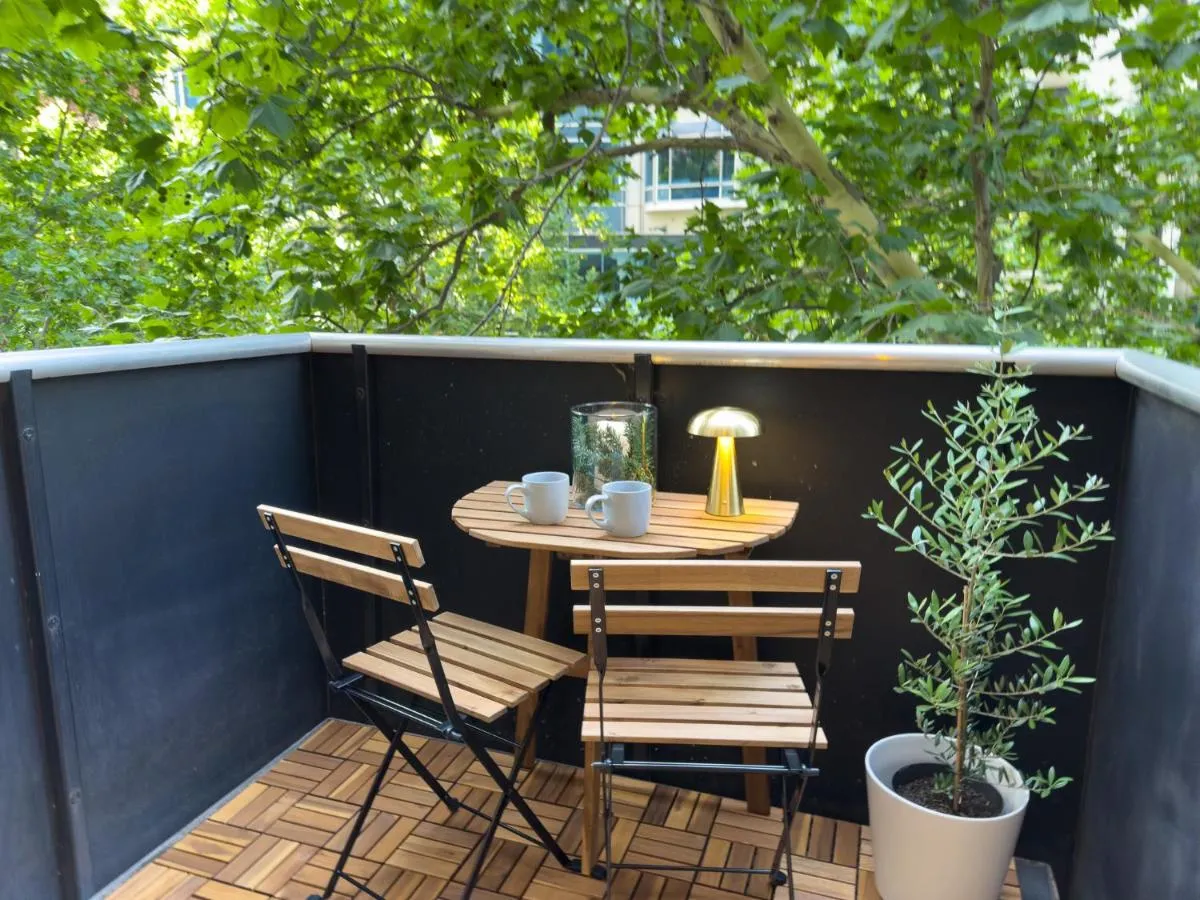Collins Escape – 2 bedrooms with Collins St Balcony — 2
