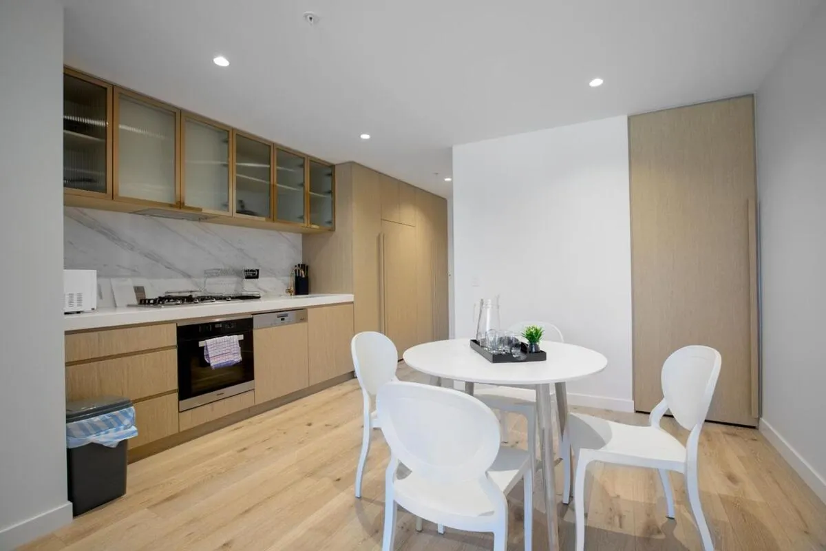 Collins House – 38th Floor CBD Luxury with Amazing View — 4