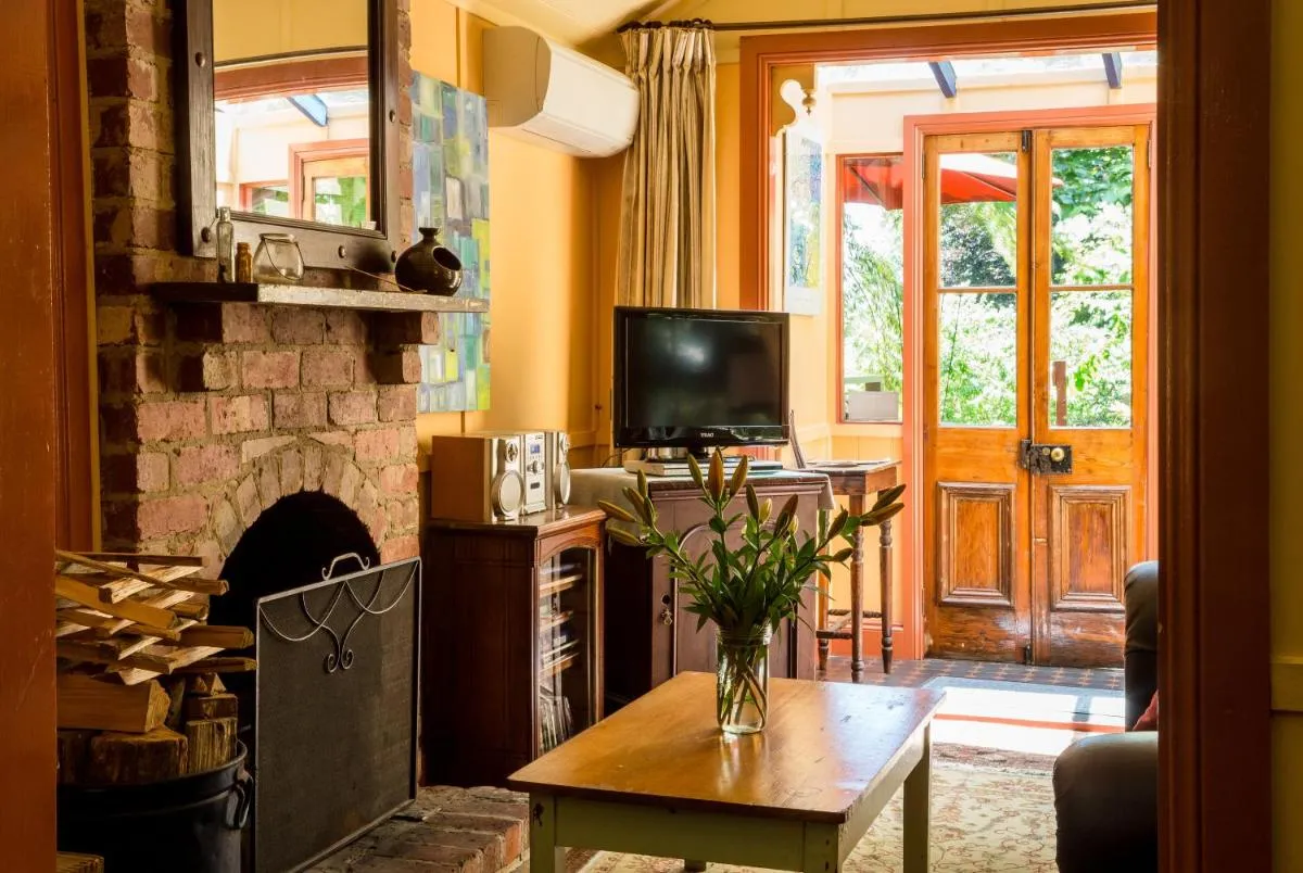 Como Cottage Accommodation — 5