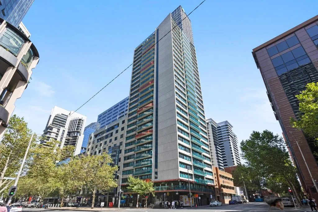 Complete Host A’Beckett St Apartments