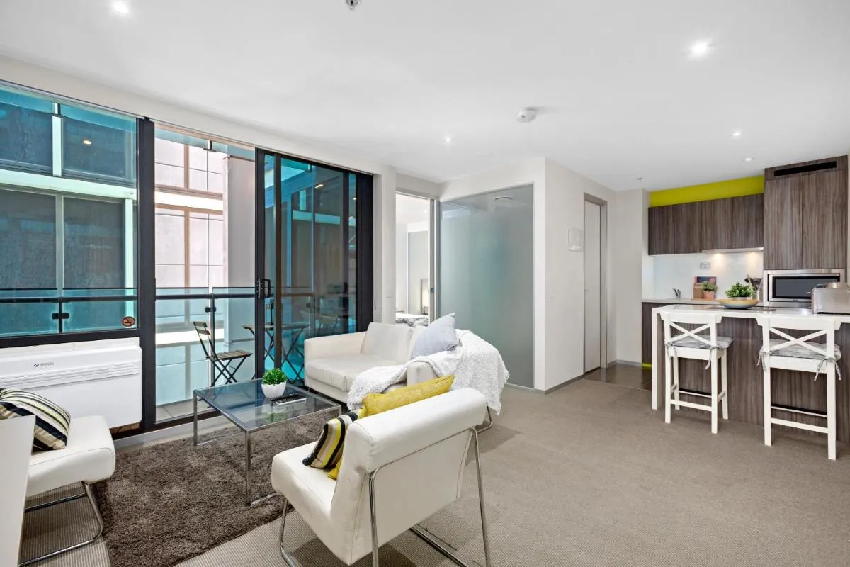 Complete Host A’Beckett St Apartments — 4