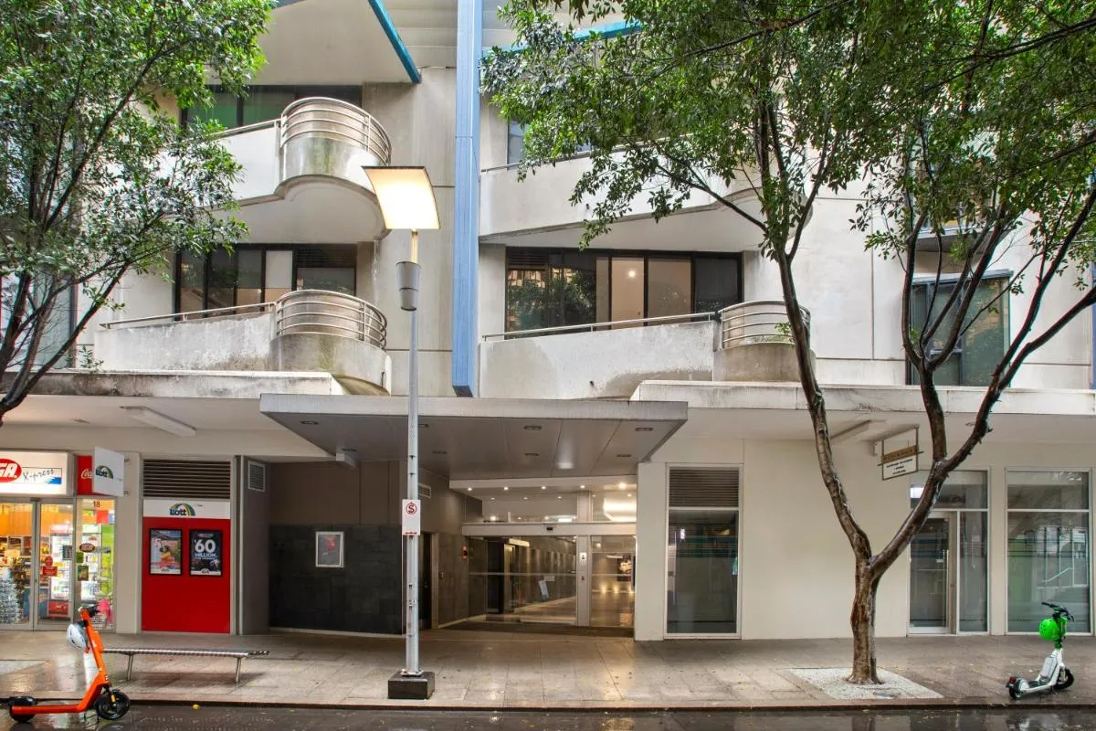 Complete Host Arkley Apartments — 2