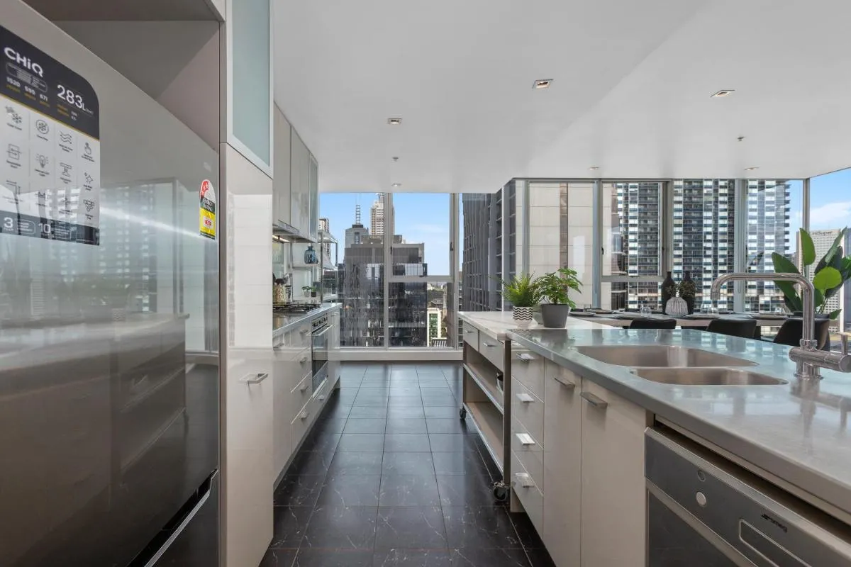 Complete Host Concept Blue Apartments — 5