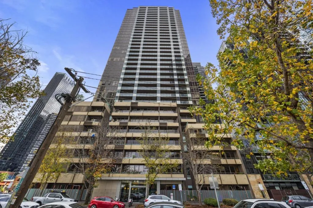 Complete Host Epic Apartments