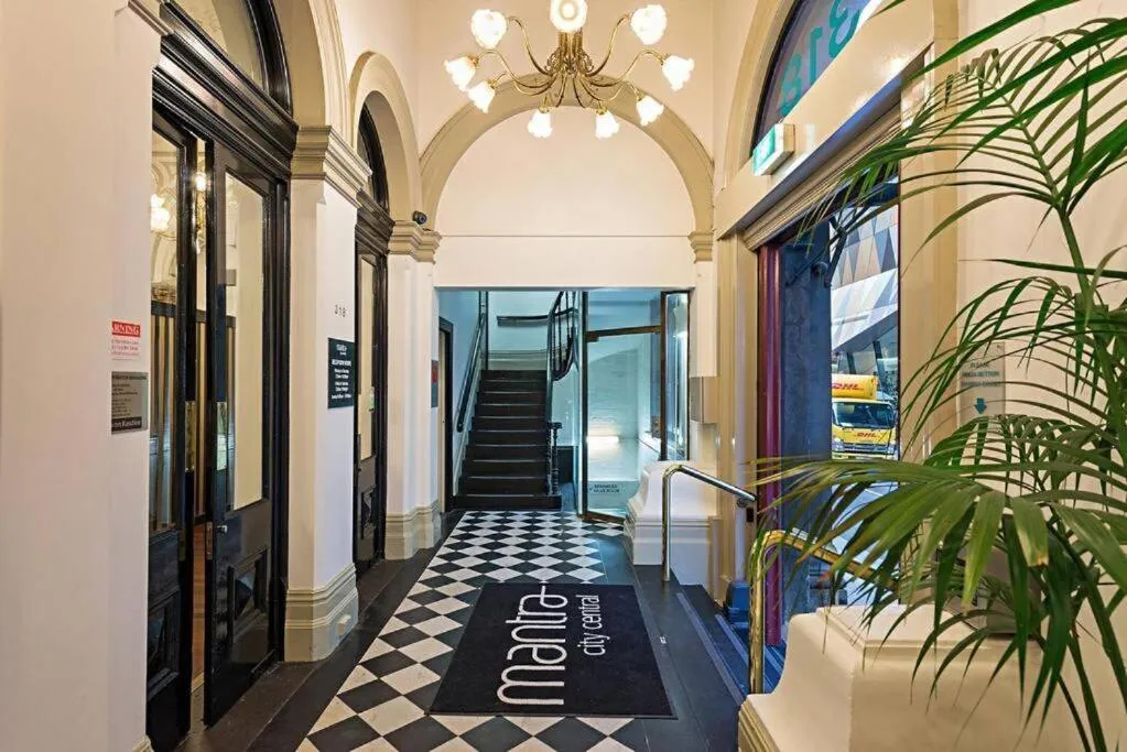 Cosy duplex 2bed1bath apartment by Melbourne Emporium