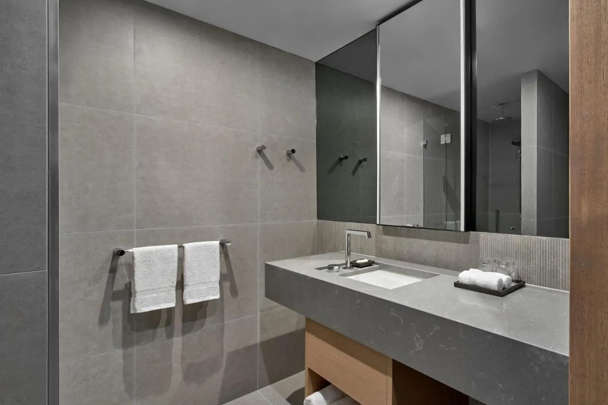 Courtyard by Marriott Melbourne Flagstaff Gardens — 3