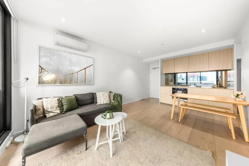 Cozy 1 Bedroom Apartment in Docklands — 3