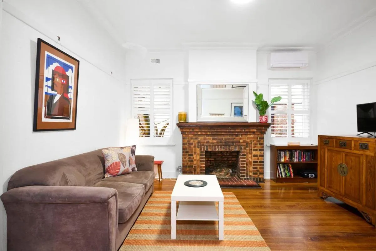 Cozy 1 Bedroom Retreat in St Kilda — 5