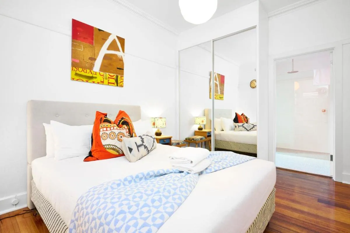 Cozy 1 Bedroom Retreat in St Kilda — 2