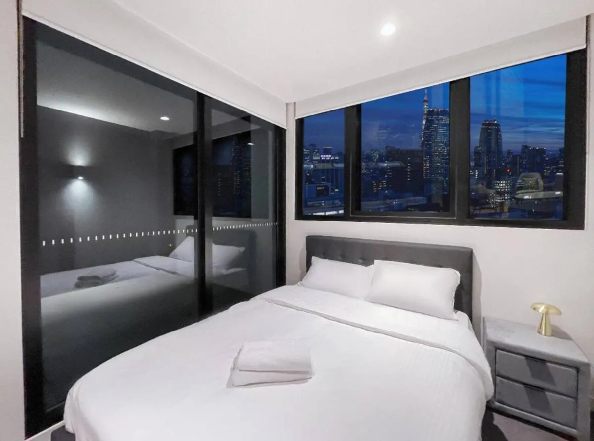 Cozy Melbourne 2b — 2
