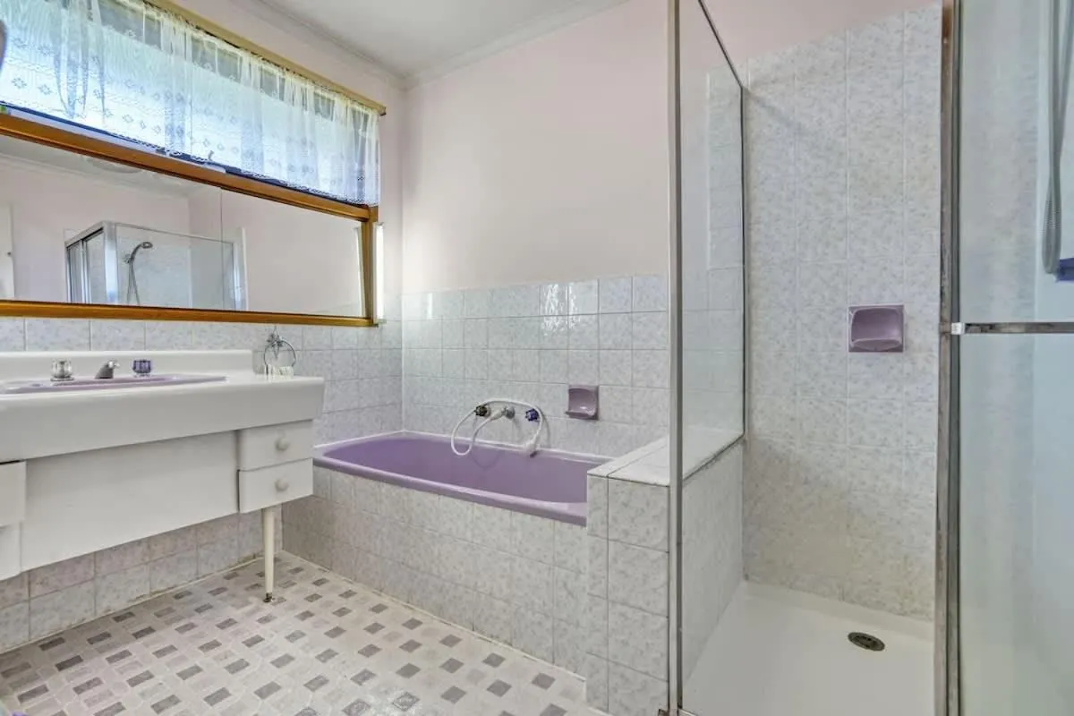 Cozy Oakleigh South Family Home Next to Playground — 3