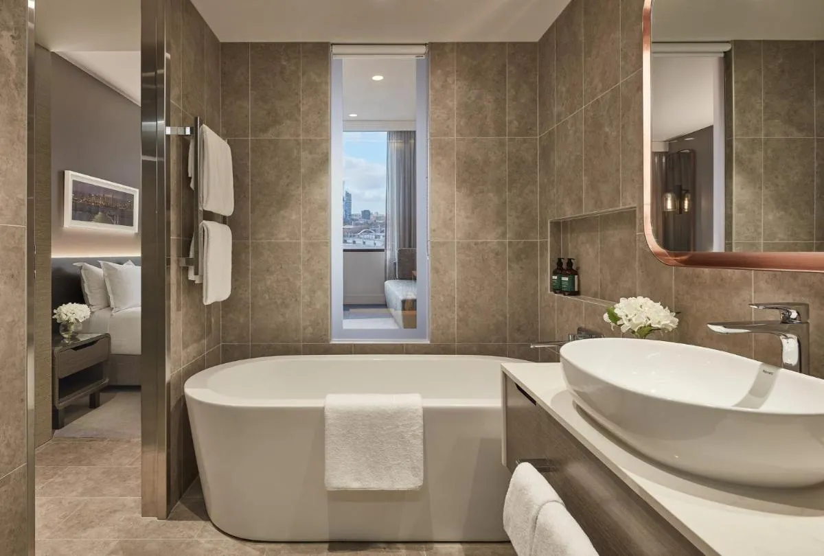 Crowne Plaza Melbourne by IHG — 3