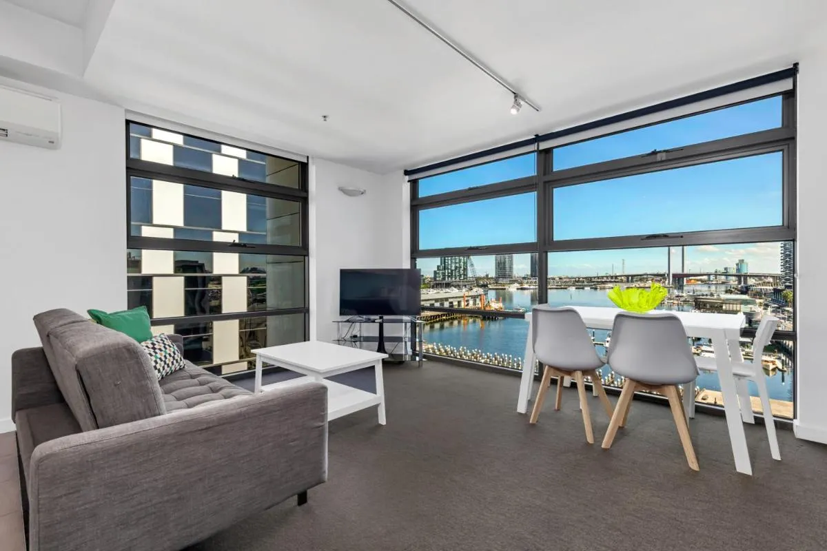 Docklands Private Collection – City Harbour Apartments — 4