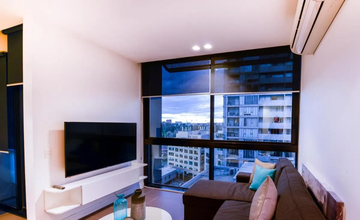 Elm Apartment — 5