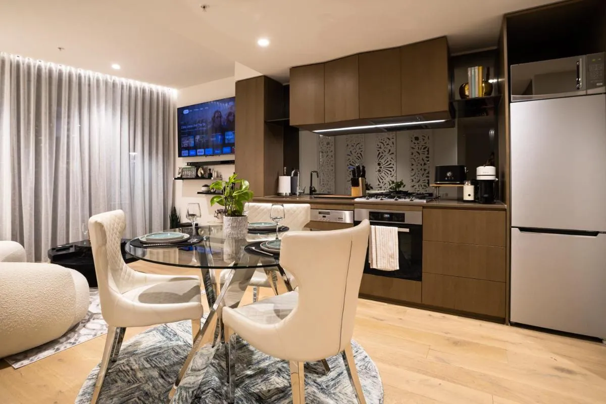 Essence Residence With Balcony & parking — 5
