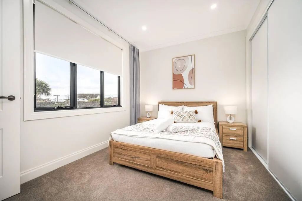 Family Fairyland 4 BRM 3 BATH near Chadstone SC — 2