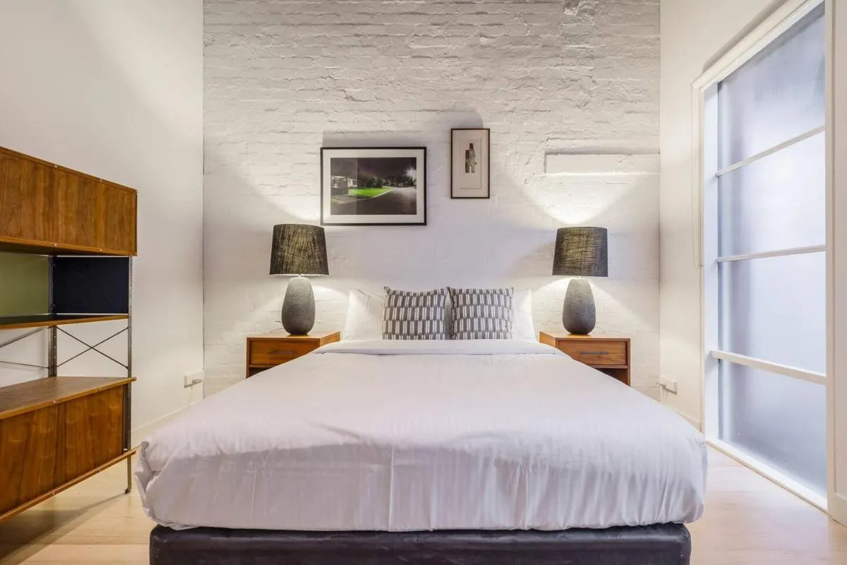 Fitzroy Thrills in MacRobertson Factory Conversion — 2