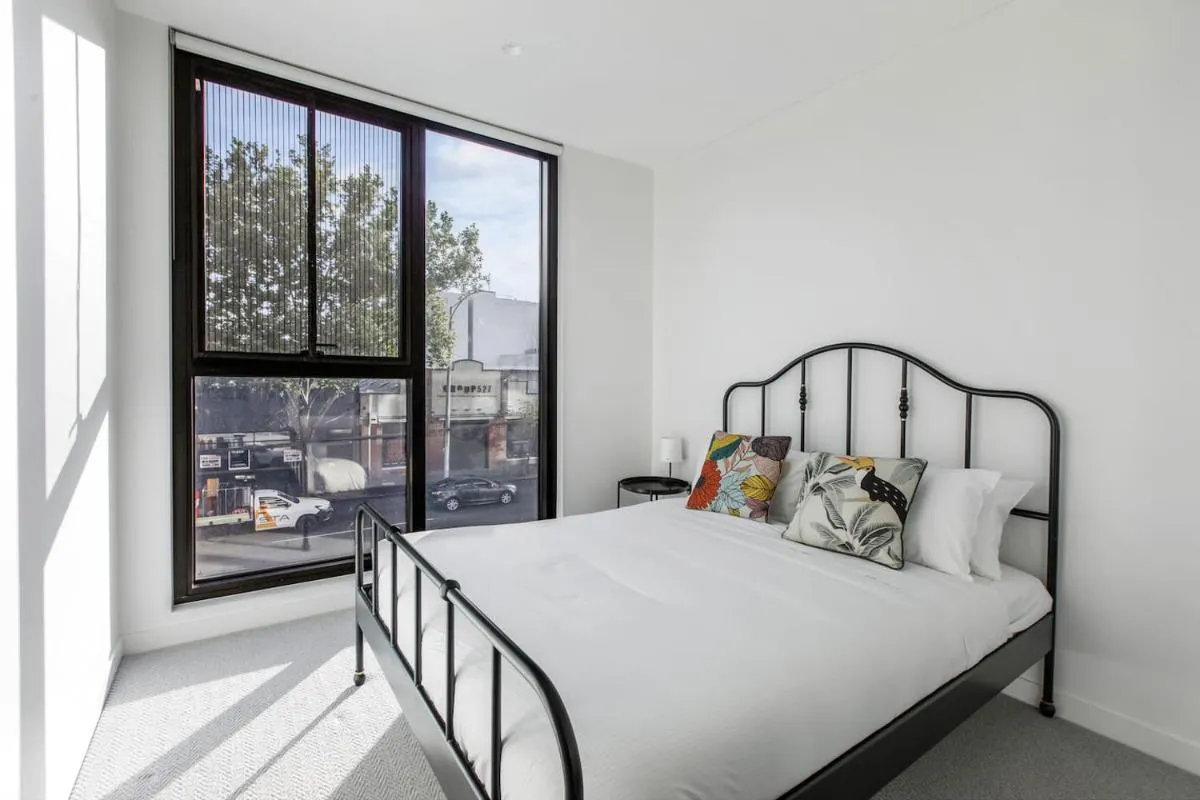 Flagstaff Stanley – Experience Cityscape Simplicity — 2