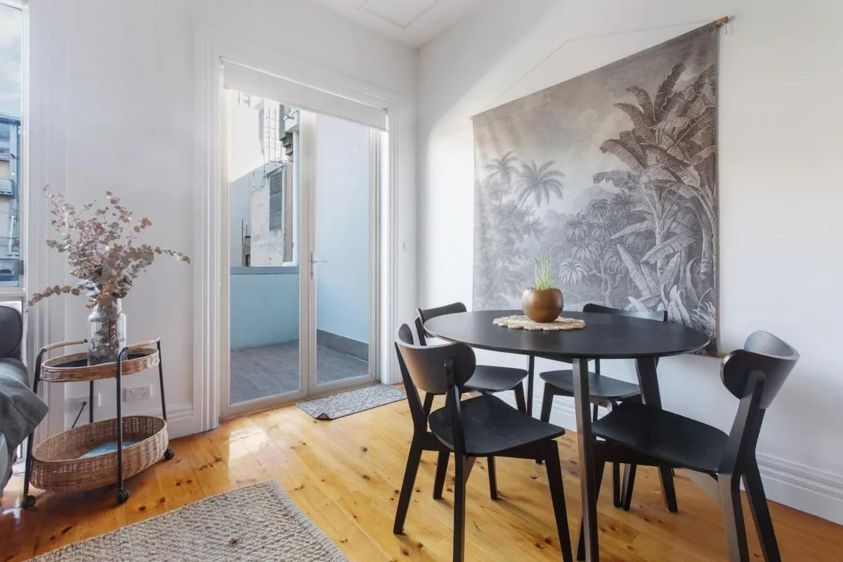 Flinders Find – A Spacious City Haven for Couples — 3