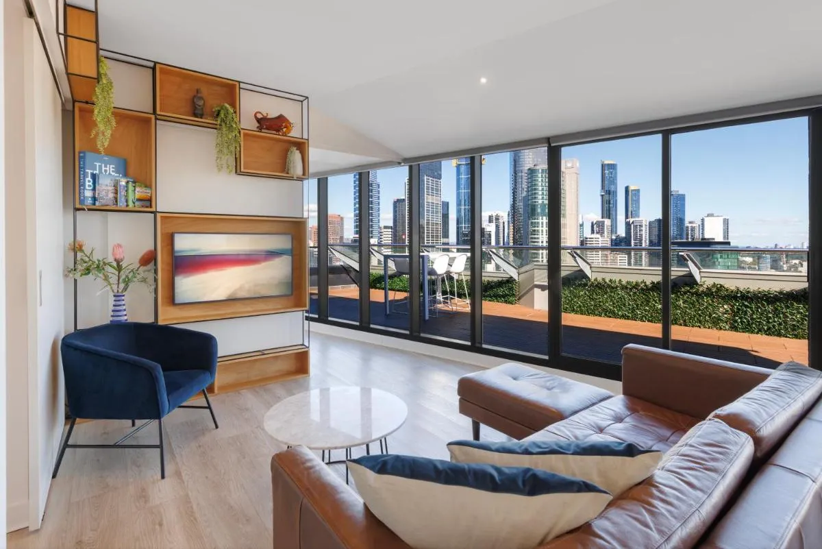 Flinders Luxury Penthouse — 2