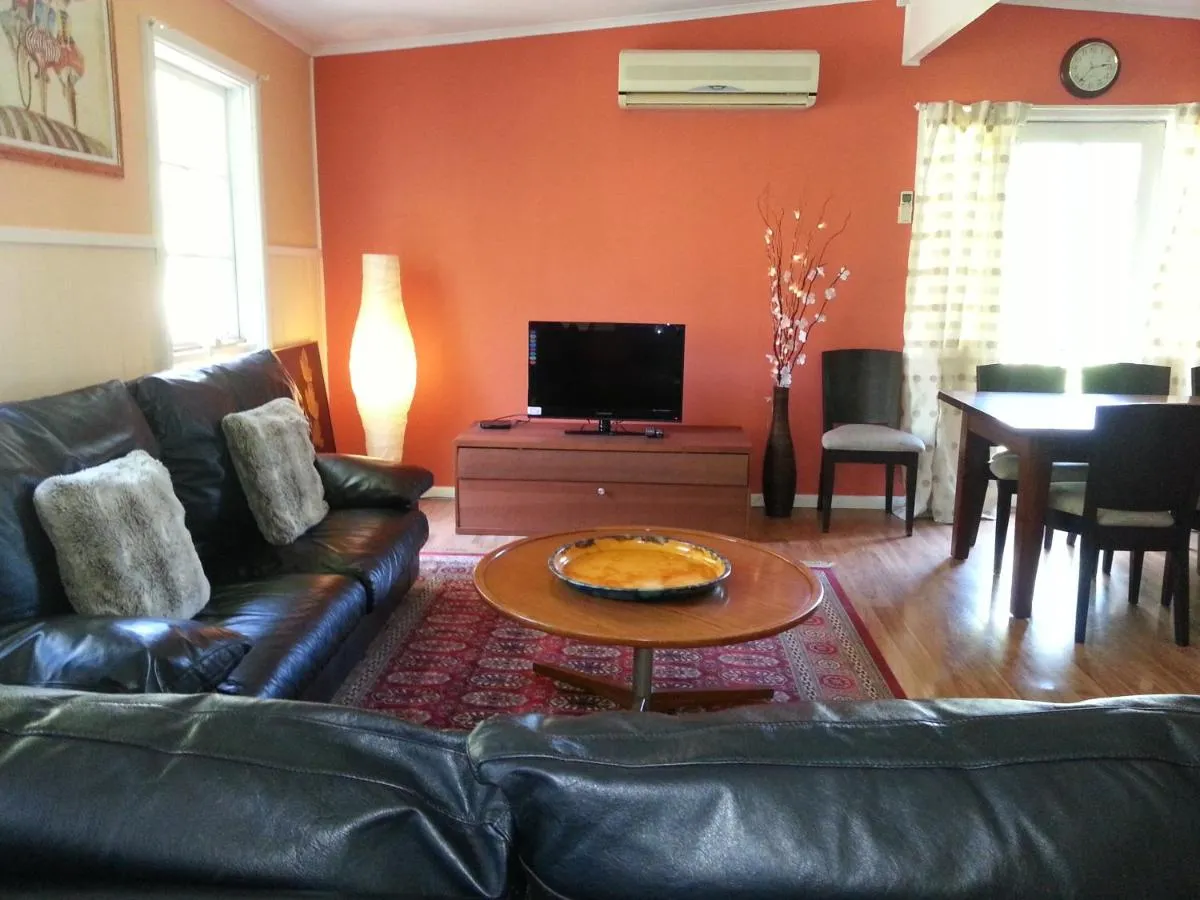 HEALESVILLE GETAWAY — 5
