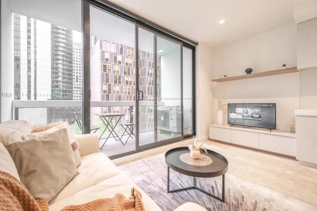 Heart Melbourne Cbd 1bedroom Apartment Balcony