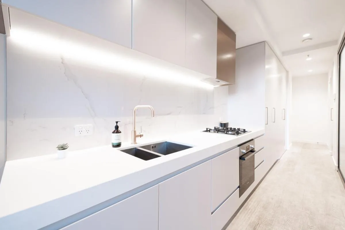 Heart Melbourne Cbd 1bedroom Apartment Balcony — 3