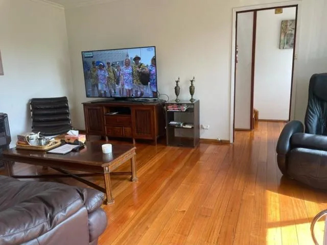 Home in Laverton 19 Minutes to Melbourne CBD — 5