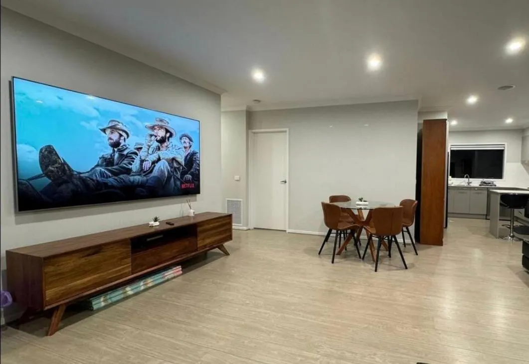 Home in Wyndham Vale (Manor Lakes) Melbourne — 5