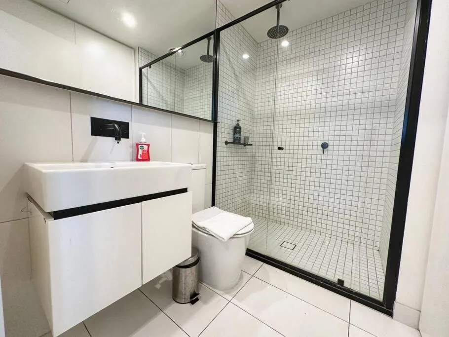 IN2103-1 BR Comfy Loft with Stunning View — 3