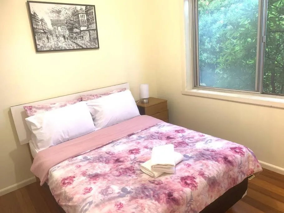 Ideal accommodation in Glen Waverley — 2